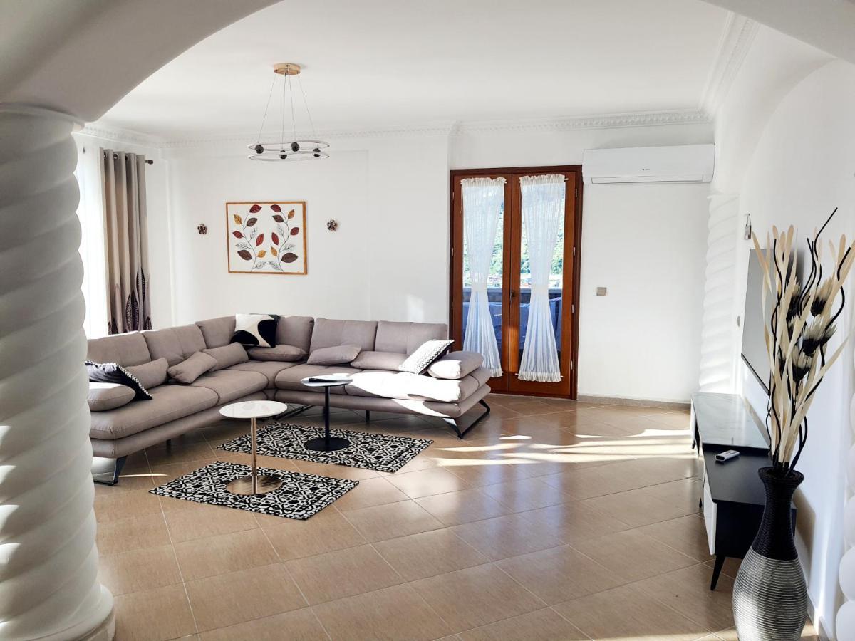Magnolia Luxury Penthouse Apartment Berat Exterior photo